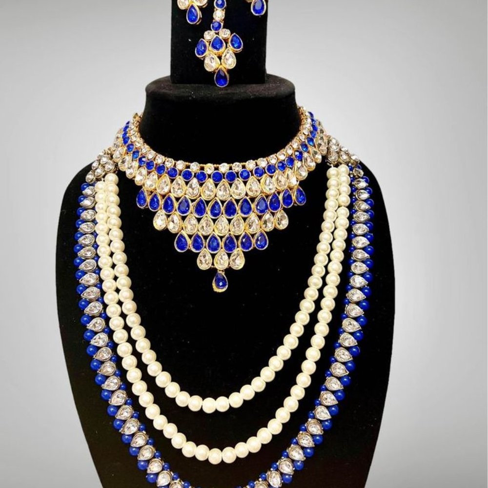 Gold Plated Crystal Stone  Necklace Set - Picture 2 of 5